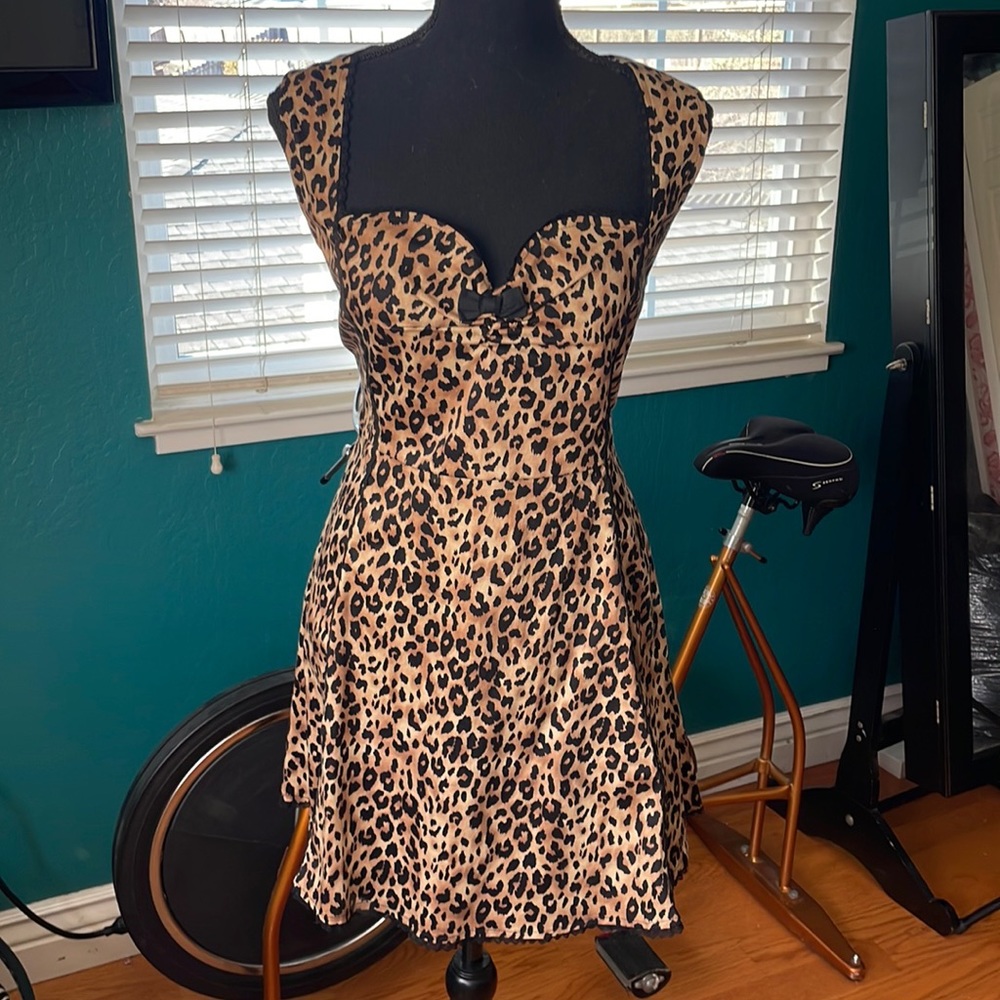 Leopard pin up dress *like new*